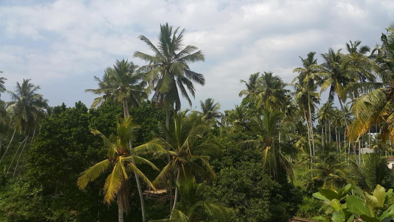 Hotel Almond Unawatuna
